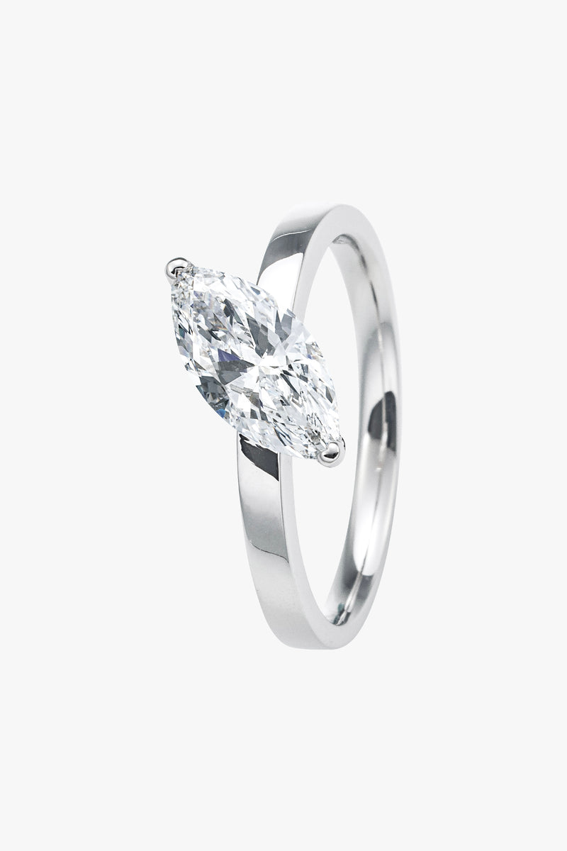 RÊVE MARQUISE RING